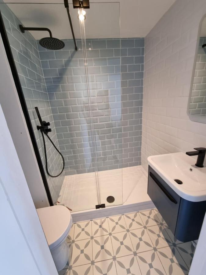 דירות סוואנאייג' Hightide - 2 Bed With Parking, Balcony & Sea View. מראה חיצוני תמונה
