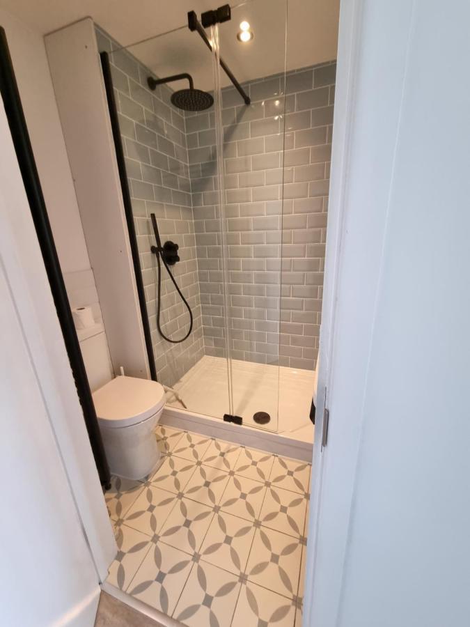 דירות סוואנאייג' Hightide - 2 Bed With Parking, Balcony & Sea View. מראה חיצוני תמונה