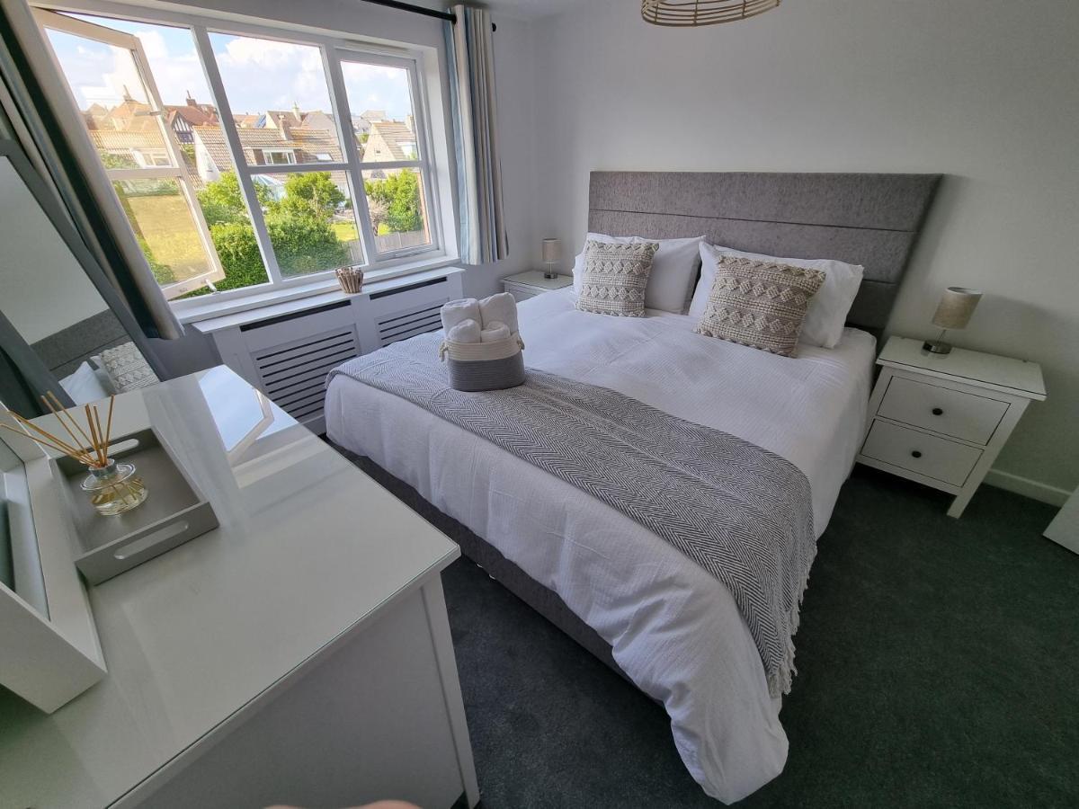 דירות סוואנאייג' Hightide - 2 Bed With Parking, Balcony & Sea View. מראה חיצוני תמונה