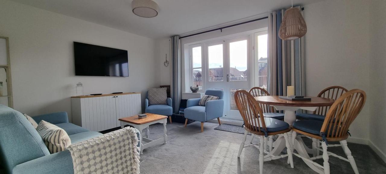 דירות סוואנאייג' Hightide - 2 Bed With Parking, Balcony & Sea View. מראה חיצוני תמונה
