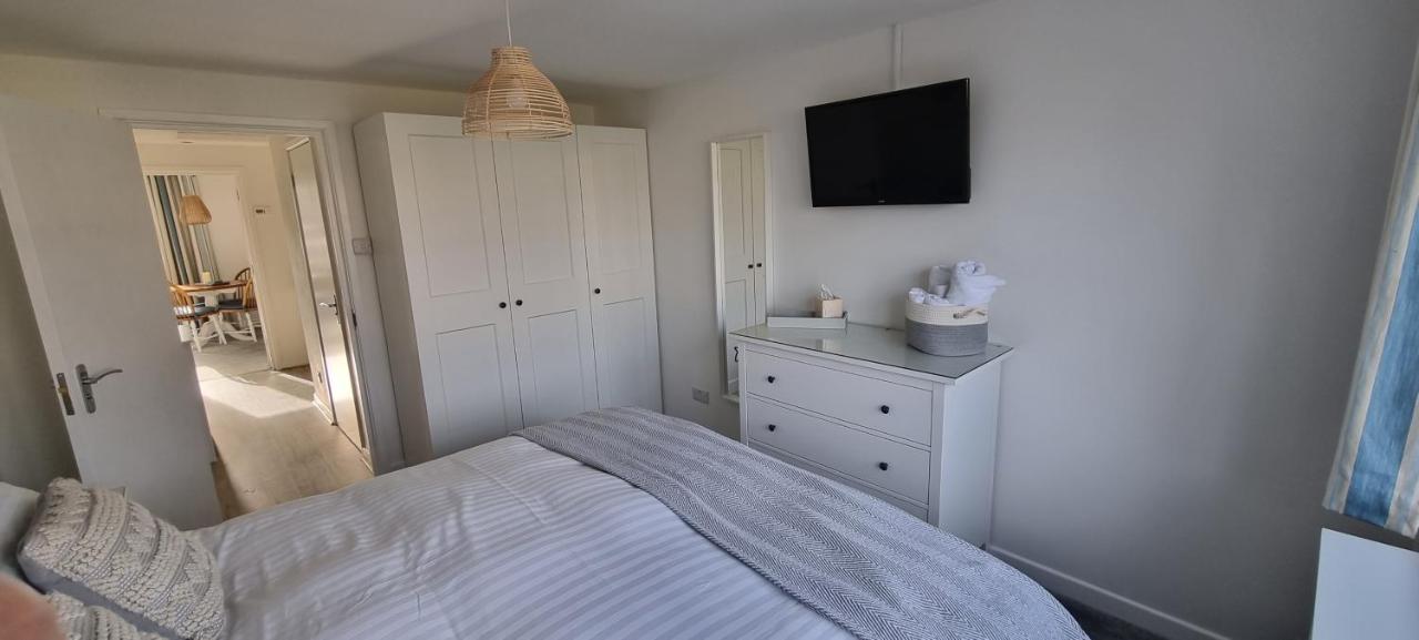 דירות סוואנאייג' Hightide - 2 Bed With Parking, Balcony & Sea View. מראה חיצוני תמונה